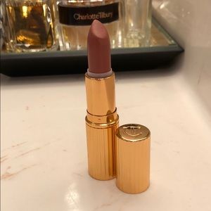Charlotte Tilbury Lipstick Confession